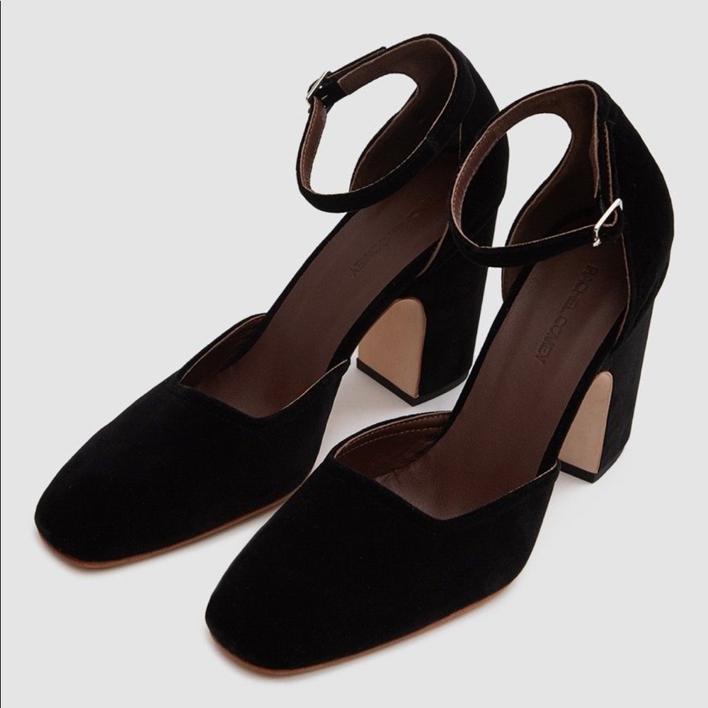 Rachel Comey NIB Black Velvet Bali Closed Toe Heel